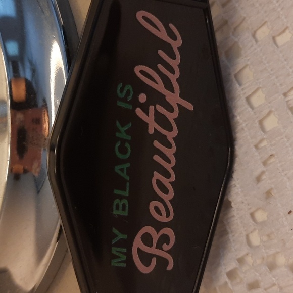 My Black is Beautiful key chain - Picture 4 of 4